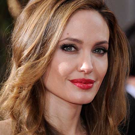 Angelina Jolie Oscar-worthy pout